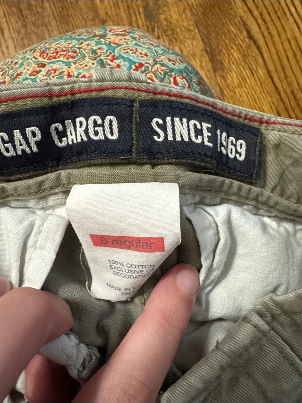 2006 GAP Kids Cargo Shorts Size 6 Khaki Olive Y2K Utility Pockets 100% Cotton